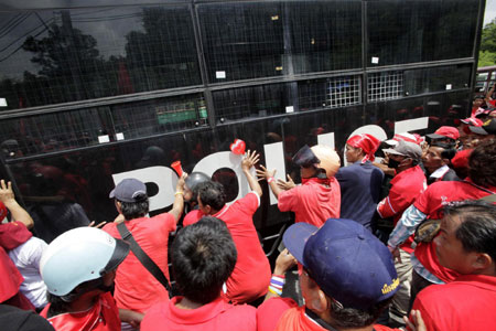 Thai official: summits to be held in tight security