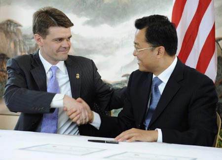 Dinosaur fossils back home