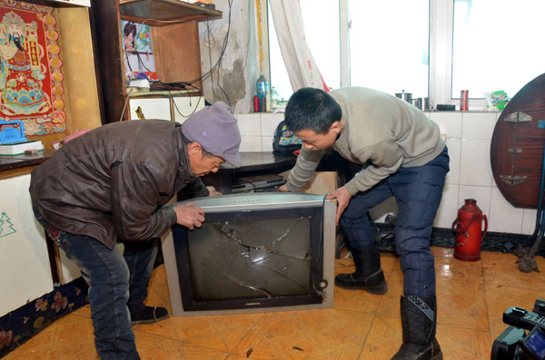 Liaoning quake damages several homes NE China quake damages several homes