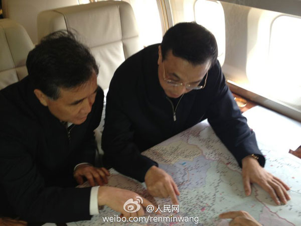Li Keqiang Premier heads for quake-hit zone in Sichuan