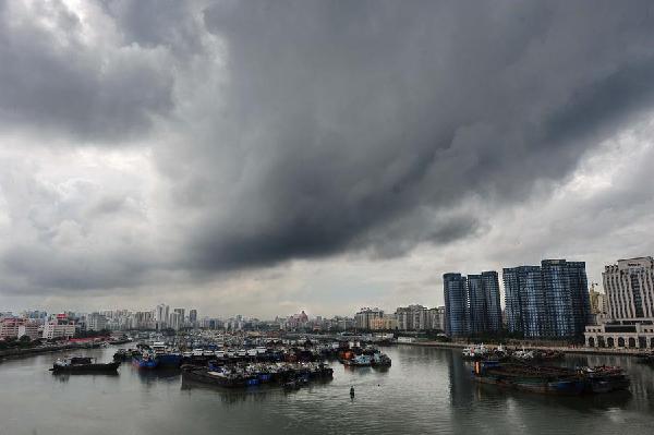 Typhoon Rammasun to land in south China