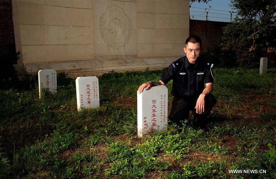 Over 1,000 police dogs serve in criminal investigation in Beijing
