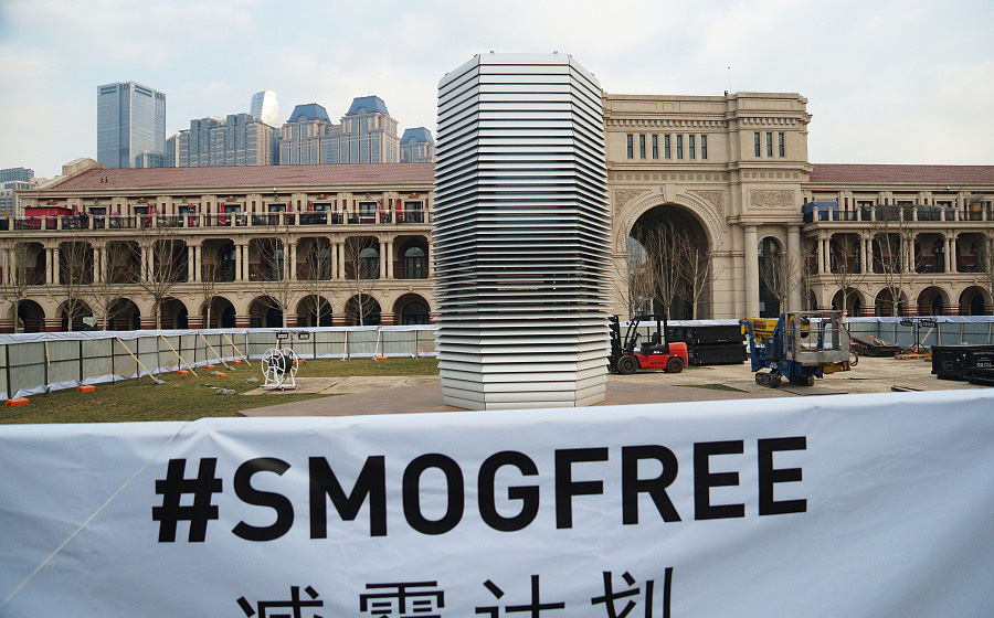 'Smog Free Tower' being installed in Tianjin