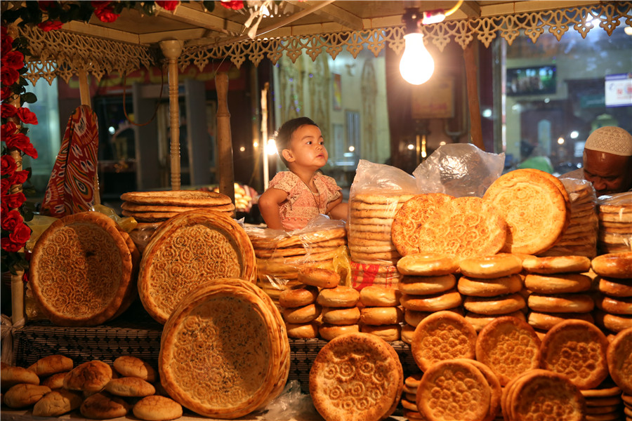 Fasting or not, Uygurs show guests a good time