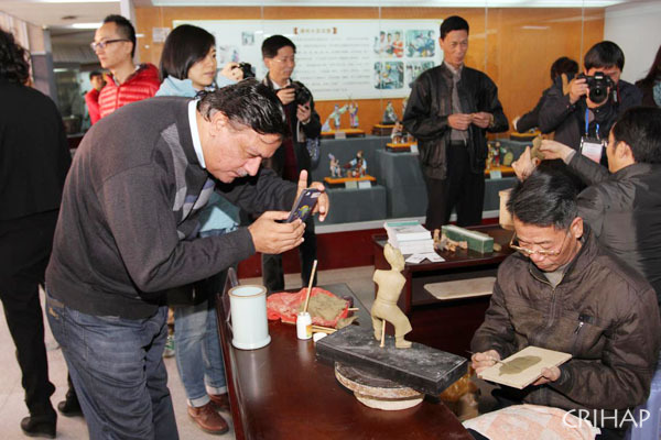 “歡樂春節(jié)”與傳統(tǒng)節(jié)日的弘揚(yáng)與保護(hù)高級(jí)研修班