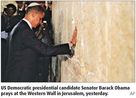 Obama impresses Israelis, Palestinians