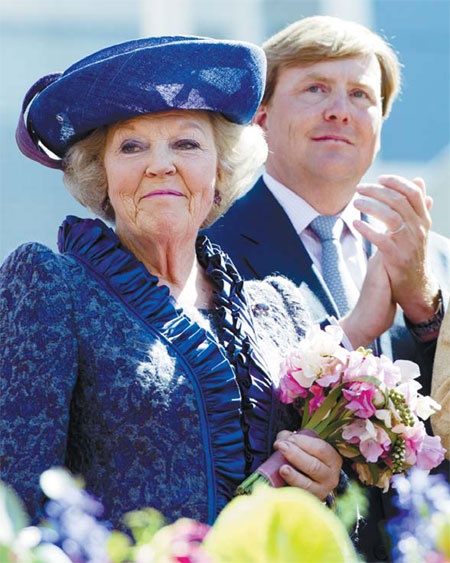 Dutch queen to abdicate