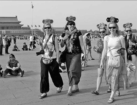 Beijing sees decline in tourists