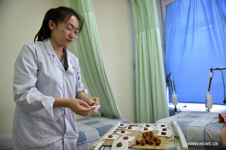 Sanfu Paste: Traditional Chinese medicine treatment in summer