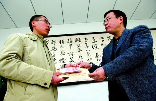 舉報黃網(wǎng)大學(xué)生：黃網(wǎng)致寢室6人有性經(jīng)歷