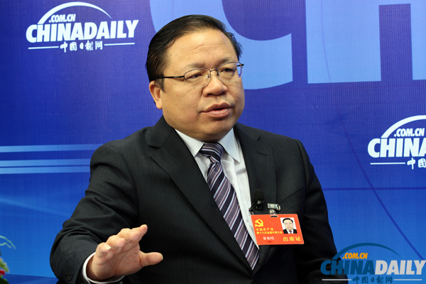 中國(guó)日?qǐng)?bào)網(wǎng)專訪十八大代表、貴州省委常委、副省長(zhǎng)秦如培[圖]