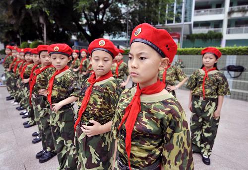 軍事教育進(jìn)校