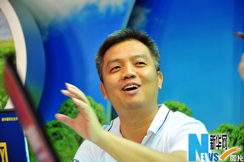 王曉暉：輿論監(jiān)督和文明上網(wǎng)都是為了讓社會(huì)更加美好