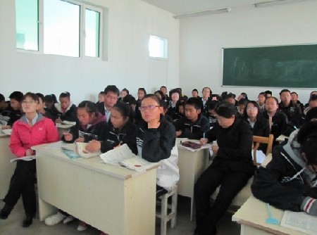 和碩一中“同課異構(gòu)”精彩紛呈 49節(jié)課課課有亮點(diǎn)節(jié)節(jié)有看點(diǎn)