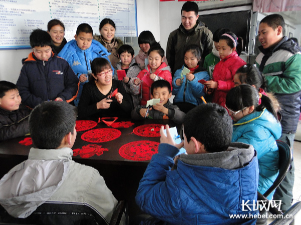民俗民風歡度春節(jié) 紅紅火火過大年