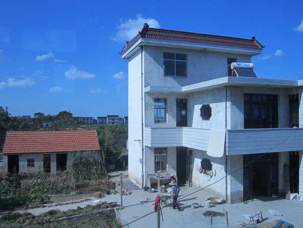 暖暖的年 風(fēng)干的菱角 溫馨的“拉鋸戰(zhàn)”