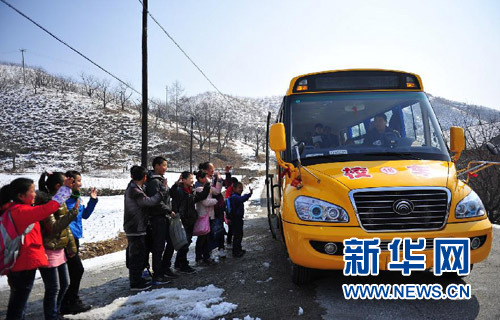 基層代表委員關(guān)注九大民生話題