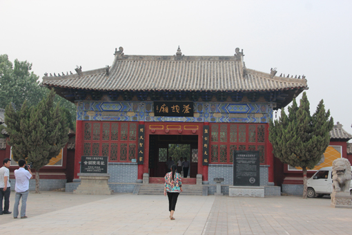 小鄉(xiāng)村大“梨園” 南樂縣老少的“卡拉OK”