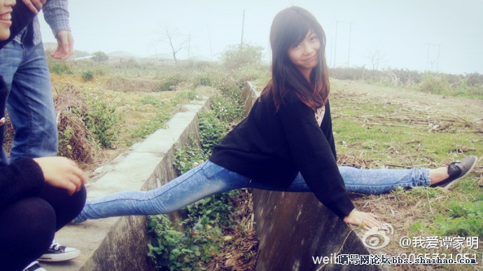 都是強(qiáng)人！各種彪悍一字馬絕招PK