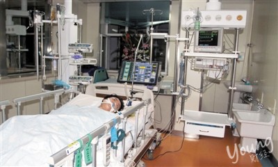 最美女教師：張麗莉舍身救學生 最美女教師感動網(wǎng)友