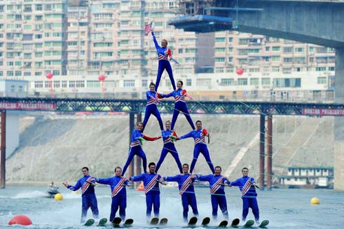 2012中美澳藝術(shù)滑水對(duì)抗賽彭水站開幕式精彩圖集