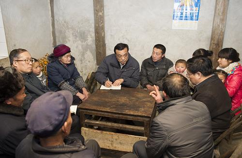 李克強：問需于民問計基層做好中西部開放發(fā)展扶貧攻堅大文章