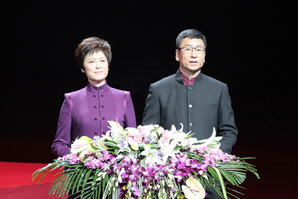 CCTV感動(dòng)中國(guó)2013年度十大人物隆重揭曉 古井貢酒•年份原漿向中國(guó)精神脊梁致敬