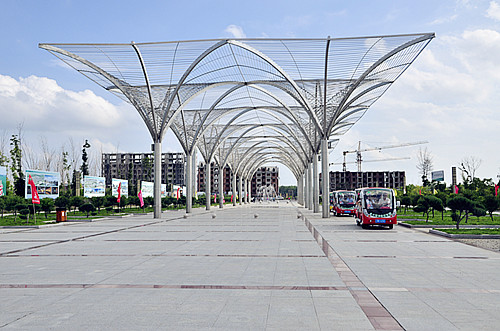 北大荒農(nóng)機(jī)博覽園 歷史與科技并存