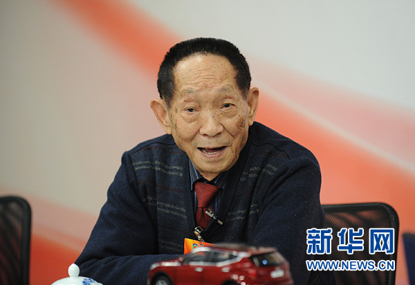 袁隆平側(cè)記：80歲的年齡，50歲的身體，30歲的心態(tài)