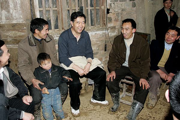 中國(guó)國(guó)務(wù)院產(chǎn)生新一屆領(lǐng)導(dǎo)集體