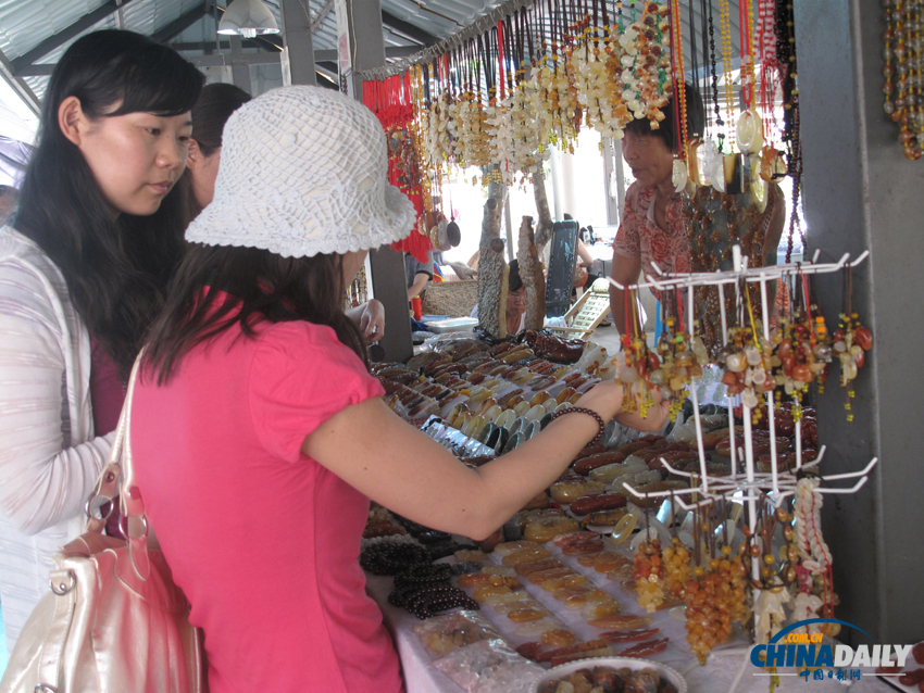 走進(jìn)世界珠寶文化之旅第一站——德宏珠寶小鎮(zhèn)