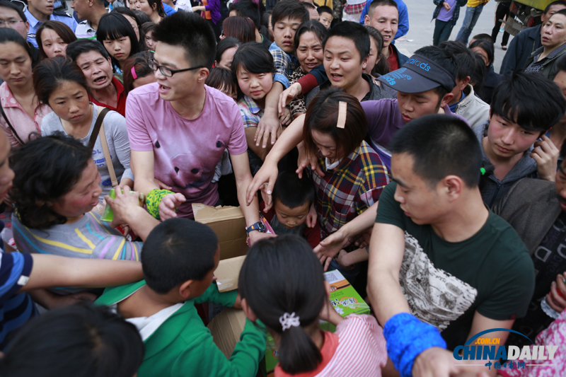 中國日報(bào)記者抵達(dá)震中蘆山