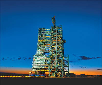 人民日?qǐng)?bào)記者和神十航天員面對(duì)面