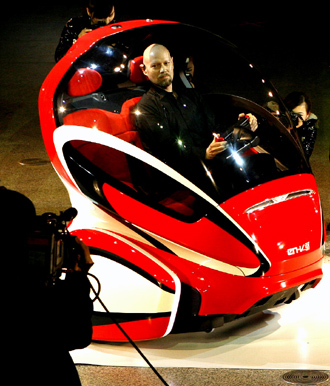 通用電動(dòng)聯(lián)網(wǎng)概念車上海全球首發(fā)