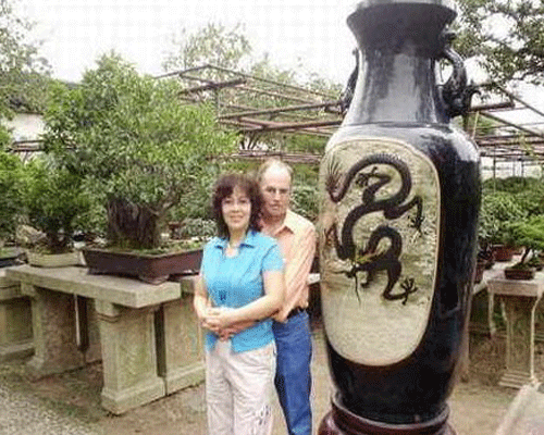 “薔薇老媽”稱并未準(zhǔn)備將遠(yuǎn)嫁美國(guó) 卻在醞釀“國(guó)際玩笑”