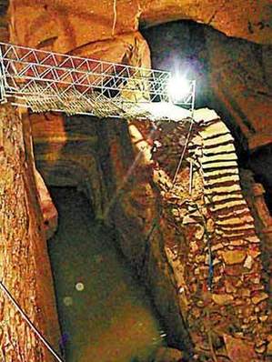 浙江發(fā)現(xiàn)神秘地下石窟群 抽水40米仍不見(jiàn)底