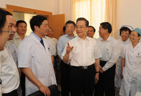 溫家寶在榕考察：加快海西建設(shè)決策醞釀已久