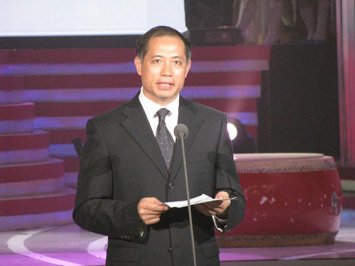 第八屆“漢語橋”復(fù)賽長沙開幕[組圖]