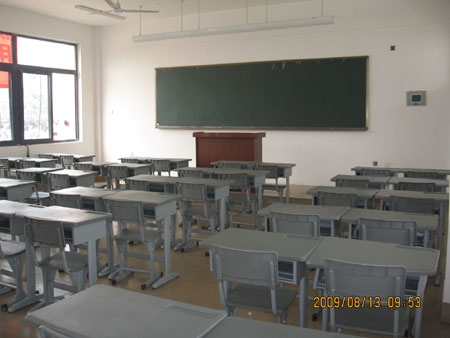 地震無(wú)情人有情 閩助災(zāi)區(qū)重建學(xué)堂