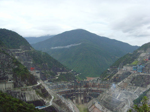 云南小灣電站將于9月25日首臺機組發(fā)電