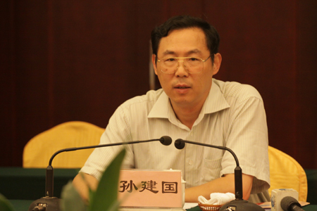 衢州積極推動工業(yè)經(jīng)濟轉(zhuǎn)型升級成效顯著 繼續(xù)堅持打生態(tài)牌