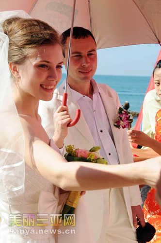 100對愛侶天涯海角見證真愛