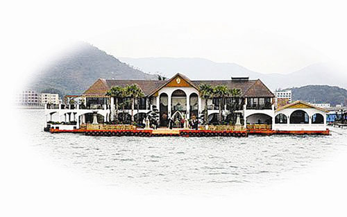 深圳“海上皇宮”面臨拆除 超奢華內(nèi)景曝光