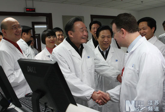 吳邦國(guó)在江蘇調(diào)研