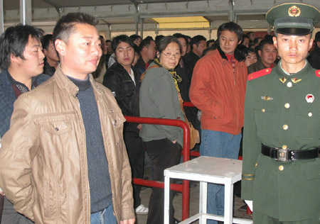 昆明“春運”也繁忙