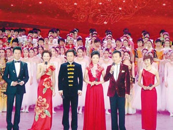 網(wǎng)友質(zhì)疑:央視春晚目標(biāo)難道是劉老根大舞臺(tái)年終版