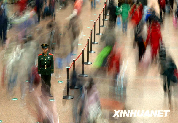 北京西站客流達(dá)到節(jié)前春運(yùn)高峰頂點(diǎn)