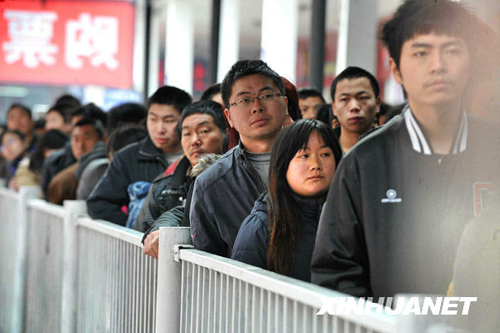 湖南鐵路迎來節(jié)后客流高峰