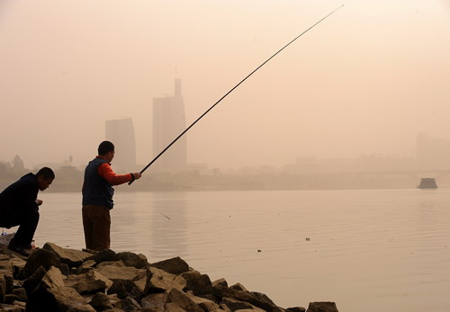 福建遭遇罕見沙塵天氣襲擊
