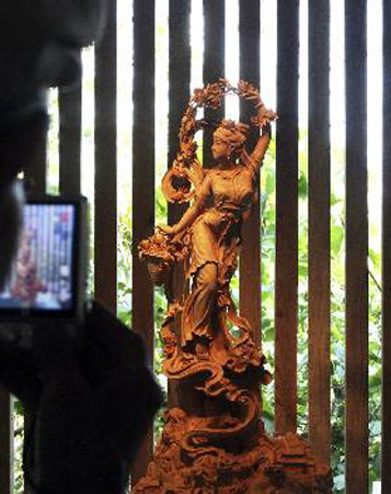 福建入選世博會木雕精品榕城預(yù)展